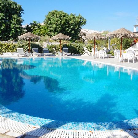 Hotel Mohitero Kamári Екстериор снимка