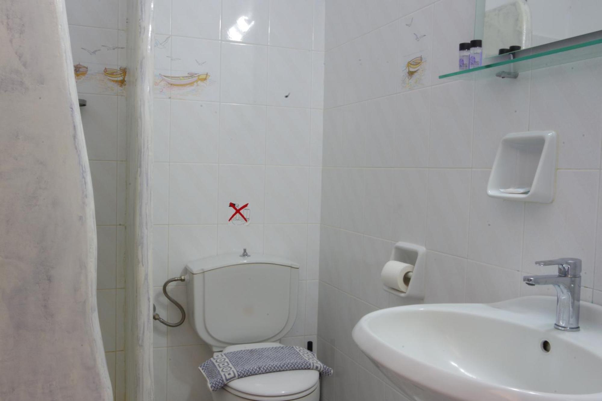 Hotel Mohitero Kamári Екстериор снимка
